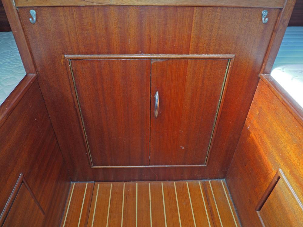 Cabine arri&egrave;re, H&eacute;bergements